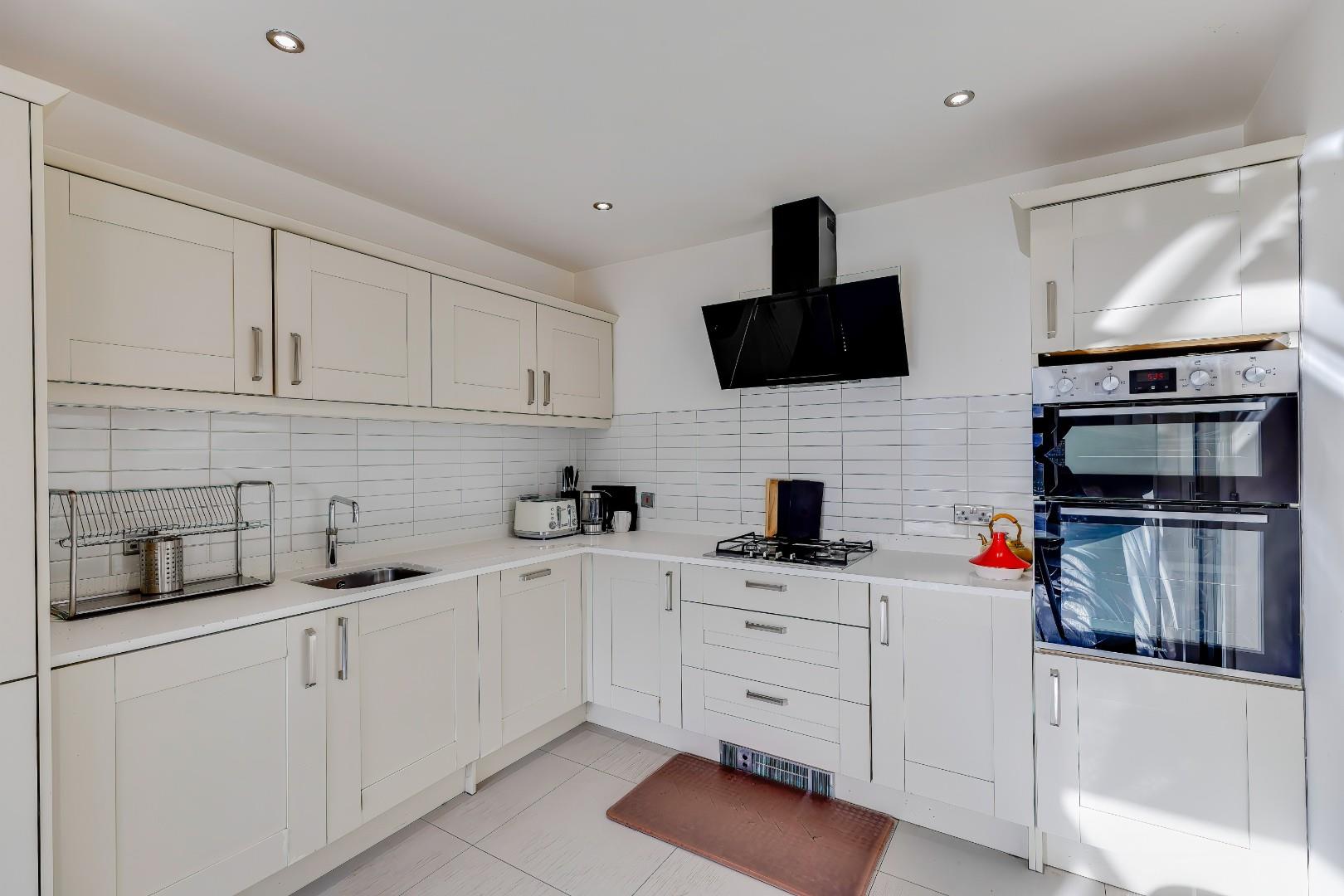 Apartment 1, Pen Y Garth Mansions, 2 Stanwell Road, Penarth, CF64 3EA